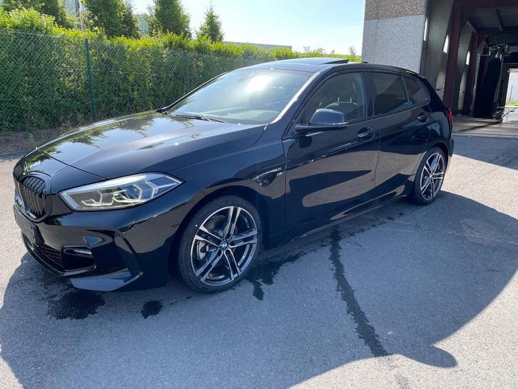 BMW 118i uit het jaar 2022, Auto's, BMW, Particulier, 1 Reeks, ABS, Achteruitrijcamera, Adaptive Cruise Control, Airconditioning