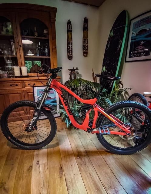 Dh Vario, Fietsen en Brommers, Fietsen | Mountainbikes en ATB, Gebruikt, Heren, Overige merken, Fully, Ophalen