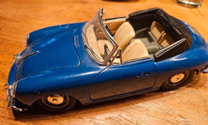 Porsche 356 B Cabriolet (1961) – Bburago 1:18, Hobby en Vrije tijd, Modelauto's | 1:18, Gebruikt, Auto, Burago, Ophalen of Verzenden