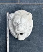 Leeuwenkop steen / fontein, Tuin en Terras, Ophalen of Verzenden, Gebruikt, Steen, Dierenbeeld