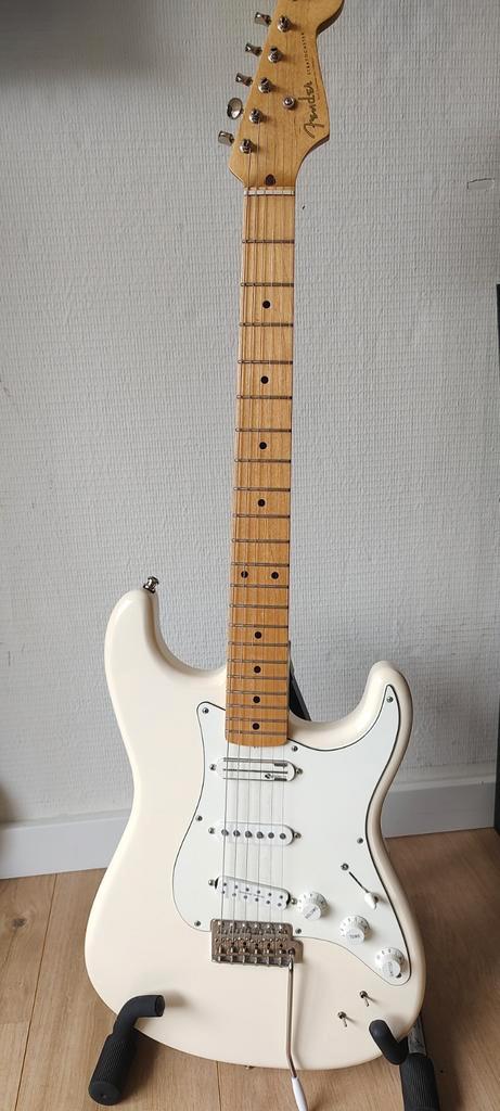 Fender EOB Stratocaster 2018 Olympic White, Musique & Instruments, Instruments à corde | Guitares | Électriques, Comme neuf, Fender