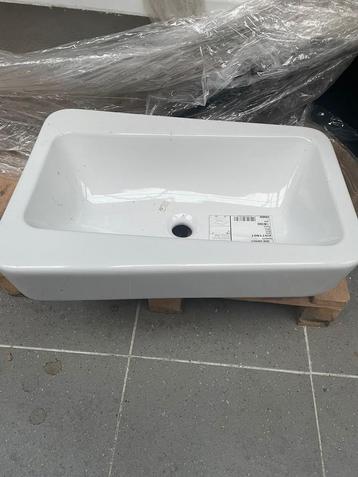 Wastafel op aanrecht 62x43-37 Trapeze (LIQUIDATIE) beschikbaar voor biedingen
