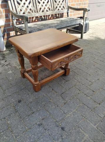 Massief eiken bijzettafel met opberglade izgst  beschikbaar voor biedingen