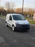 Fiat Fiorino 1.4 benzine btw wagen (Euro 6), Auto's, Bestelwagens en Lichte vracht, Testrit aan huis, Stof, Electronic Stability Program (ESP)