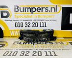 Bumper Grill Opel Corsa D Facelift 13286000 Gril 2-M5-4188z, Gebruikt, Ophalen of Verzenden