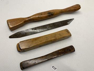 4 anciens outils de cordonnier bourrelier (515), Enlèvement ou Envoi