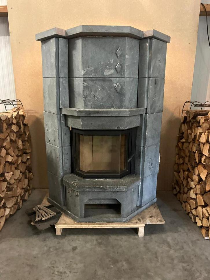 24176 Zware massieve Speksteenkachel Hark 8kw, Huis en Inrichting, Kachels, Gebruikt, Vrijstaand, Houtkachel, Hout, Ophalen