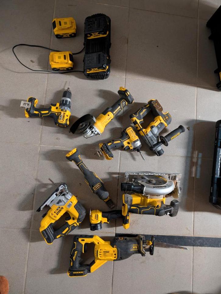 10 delige Combiset Dewalt 18volt 5.0ah, Doe-het-zelf en Bouw, Overige Doe-Het-Zelf en Bouw, Zo goed als nieuw, Ophalen