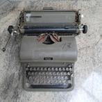 vintage typmachine, merk Royal, Ophalen, Gebruikt