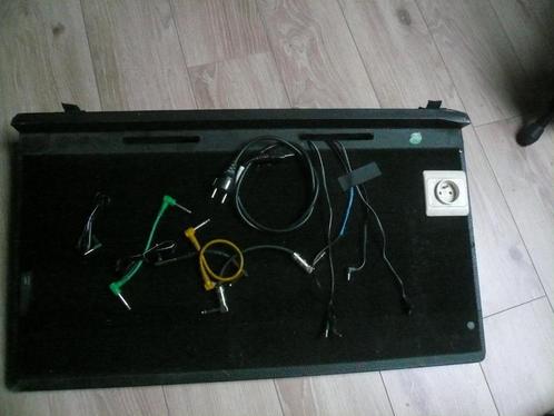FLOORBOARD GATOR + ALIM ( Multi-sorties 9 et 18 v), Muziek en Instrumenten, Effecten, Zo goed als nieuw, Ophalen of Verzenden