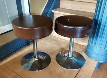 Knoll tulp stool Eero Saarinen, stukprijs beschikbaar voor biedingen
