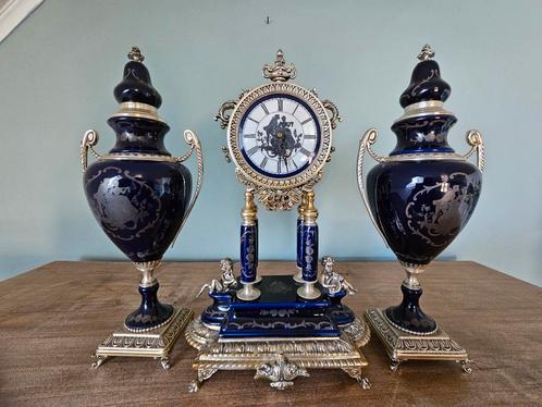 Schouwgarnituur Limoges porselein, Antiek en Kunst, Antiek | Klokken, Ophalen