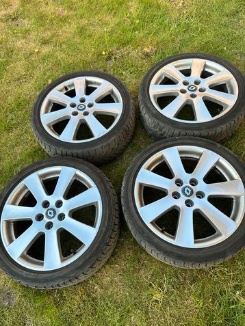 225/40 R18 Megane velgen met banden en TPMS beschikbaar voor biedingen