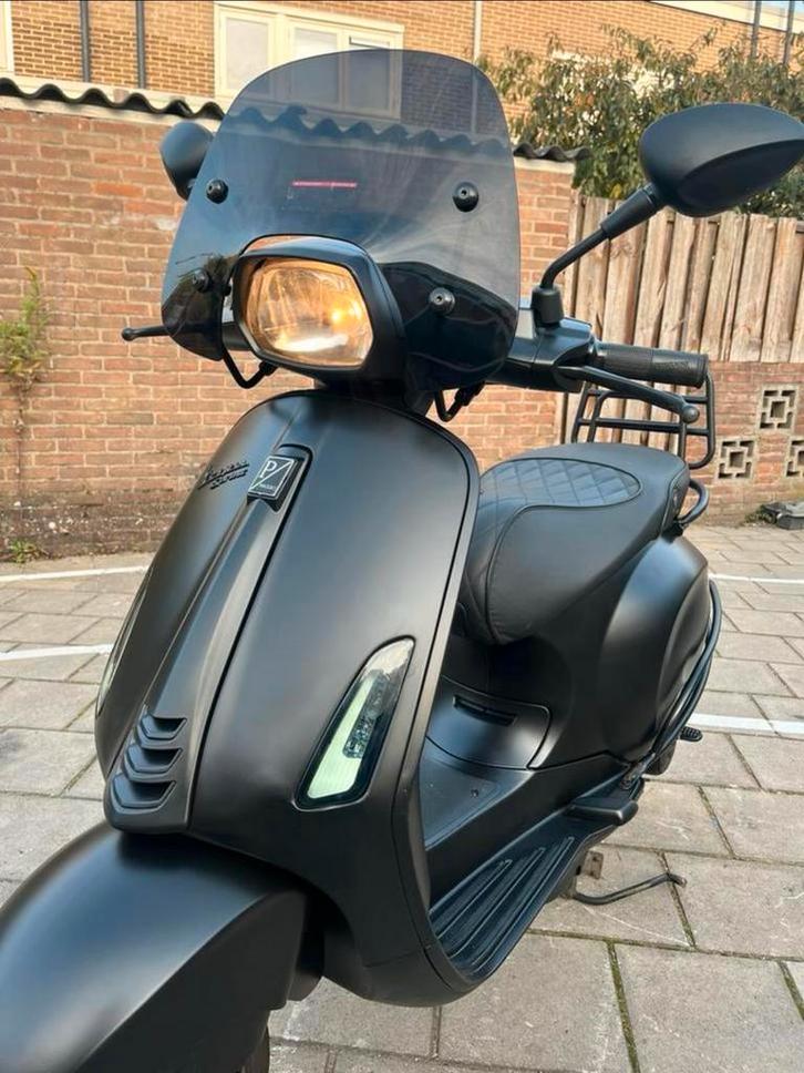 Vespa sprint B klasse, Fietsen en Brommers, Scooters | Vespa, Ophalen of Verzenden