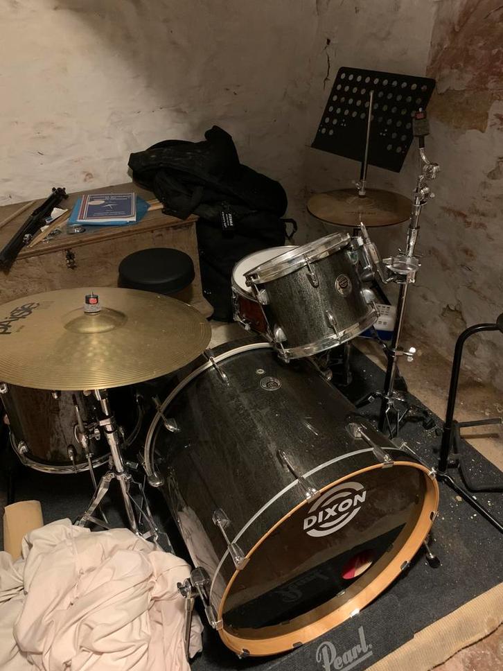 Dixon-batterij, Venom-model, Muziek en Instrumenten, Drumstellen en Slagwerk, Zo goed als nieuw, Tama, Ophalen