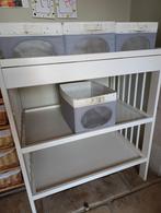 Verzorgingstafel Ikea met 4 mandjes, Kinderen en Baby's, Kinderkamer | Commodes en Kasten, Ophalen, Gebruikt