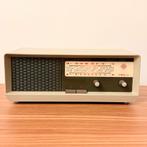 VINTAGE BUIZENRADIO TELEFUNKEN MEKY IV 1964 FM RADIO ITALIË, Verzenden