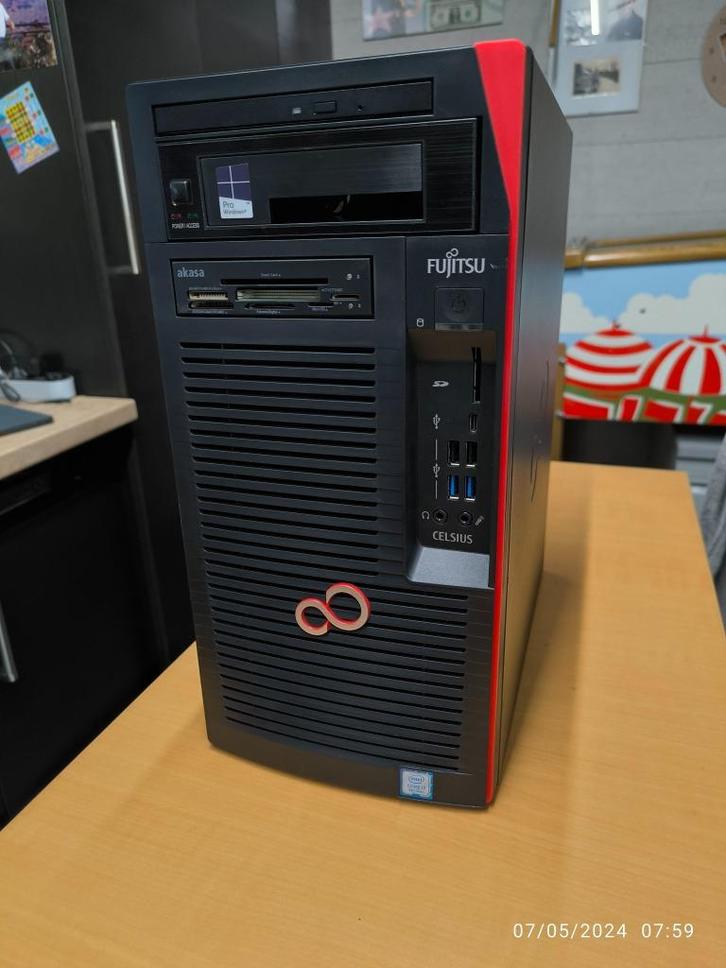 FUJITSU ESPRIMO P757/E85, Computers en Software, Desktop Pc's, SSD, Ophalen of Verzenden