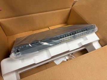 Switch cisco 2960X-24TD neuf  beschikbaar voor biedingen