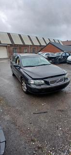 Toute piece disponibles volvo v70 5 cylindre diesel, Auto's, Volvo, V70, Bedrijf, Diesel, Te koop