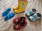 4 paires de chaussures pour enfants pointure 26, Enfants & Bébés, Vêtements de bébé | Chaussures & Chaussettes, Comme neuf, Bottines