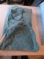 Couverture de promenade noukies, Enlèvement, Couverture