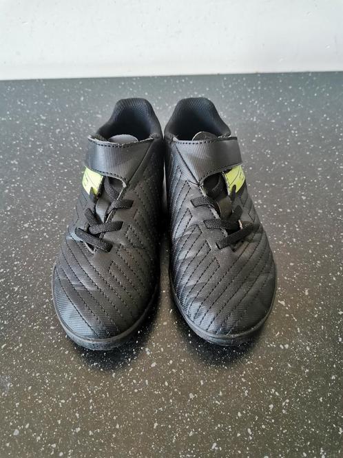 gym, wandelen, voetbalschoenen, beddengoed, Sport en Fitness, Voetbal, Zo goed als nieuw, Schoenen, Ophalen of Verzenden