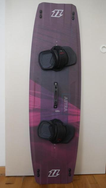 North Astra TT-bord 135x40 met Flex TT-bindingen S/M beschikbaar voor biedingen