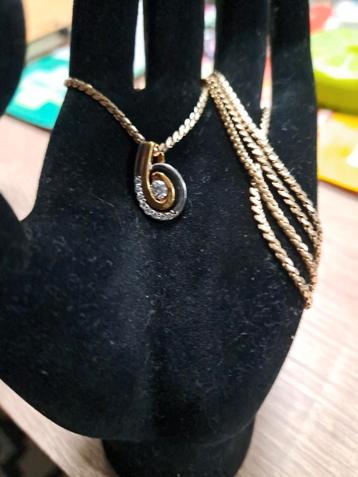 Chaîne et pendentif 18k 9,80g 60cm, Enlèvement ou Envoi, Comme neuf, Or, Or