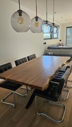 Boomstam tafel met zwart metalen onderstel, Huis en Inrichting, Tafels | Eettafels, Ophalen, Overige materialen, 100 tot 150 cm