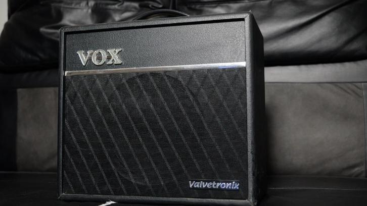 VOX VT40+ Valvetronix – 60W modeling amp, Muziek en Instrumenten, Versterkers | Bas en Gitaar, Gebruikt, Gitaar, 50 tot 100 watt