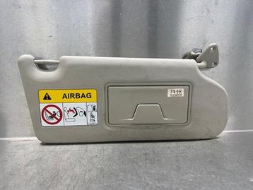 ZONNEKLEP Mitsubishi Outlander (GF / GG) (01-2012/12-2021) beschikbaar voor biedingen