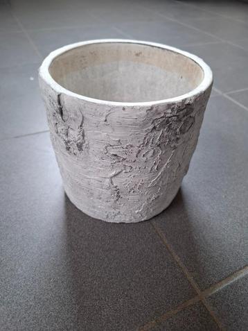 Gratis bloempot, Tuin en Terras, Ophalen, Steen, Rond, Tuin