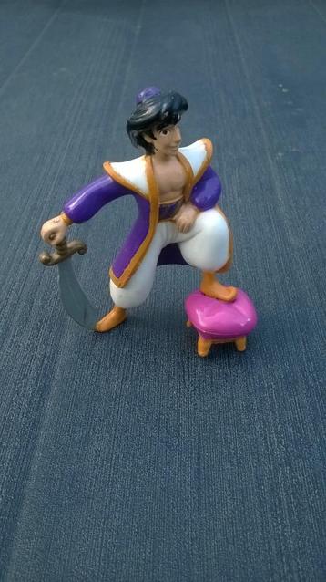  Aladin avec épée – figurine