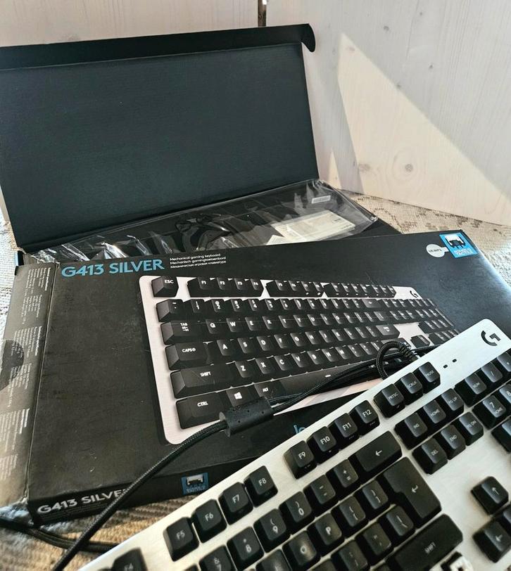 Logitech G413 USED  + full set keys NEW, Computers en Software, Toetsenborden, Zo goed als nieuw, Qwerty, Bedraad, Ophalen