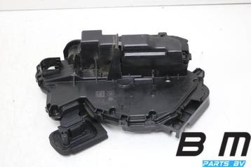 Portierslot linksvoor VW Tiguan 5NA Allspace 17A837015 beschikbaar voor biedingen