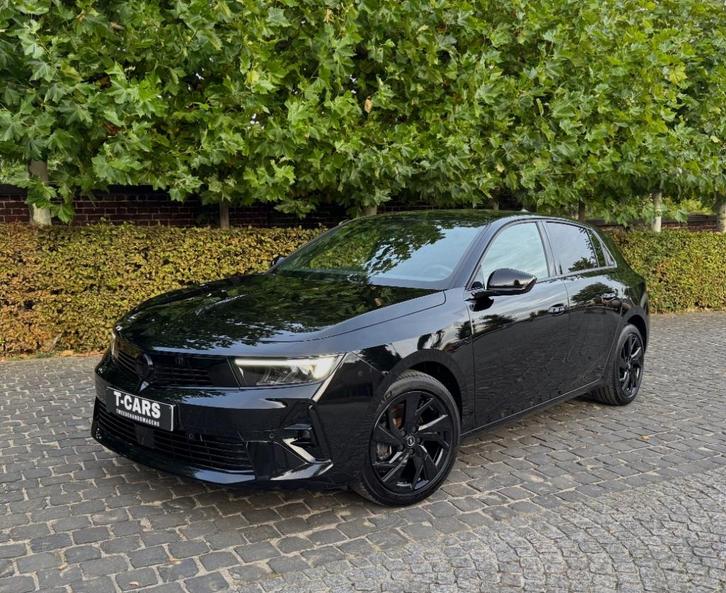 Opel Astra GS Line Full black/ 20.000km / Overname mogelijk, Auto's, Opel, Bedrijf, Te koop, Astra, Bluetooth, Boordcomputer, Centrale vergrendeling