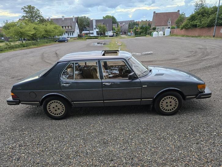 Saab 900 2.0i GLE 1983 128408 km automaat airco schuifdak, Auto's, Saab, Particulier, Saab 900, Airconditioning, Open dak, Benzine