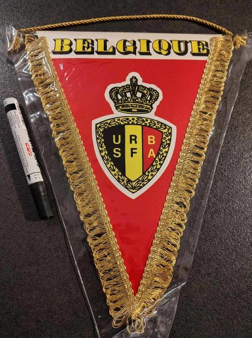 België Belgique Rode Duivels 1980s prachtig vintage vlag, Verzamelen, Sportartikelen en Voetbal, Zo goed als nieuw, Vaantje of Sjaal