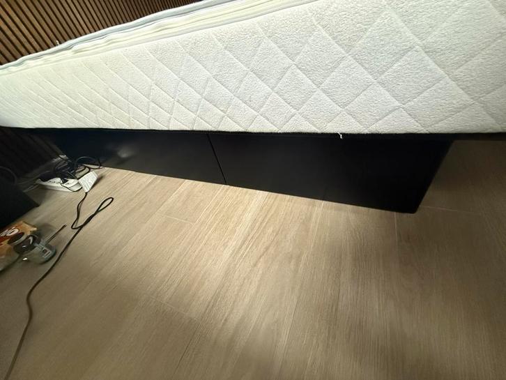 Onderstel waterbed met opbergladen – 210 x 180 cm, Huis en Inrichting, Slaapkamer | Boxsprings, Gebruikt, 180 cm, 210 cm, Tweepersoons