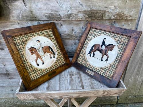 Tweeluik schilderijen dressuur, Huis en Inrichting, Woonaccessoires | Wanddecoraties, Zo goed als nieuw, Ophalen