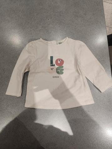 Pull sweat fille 24mois  disponible aux enchères