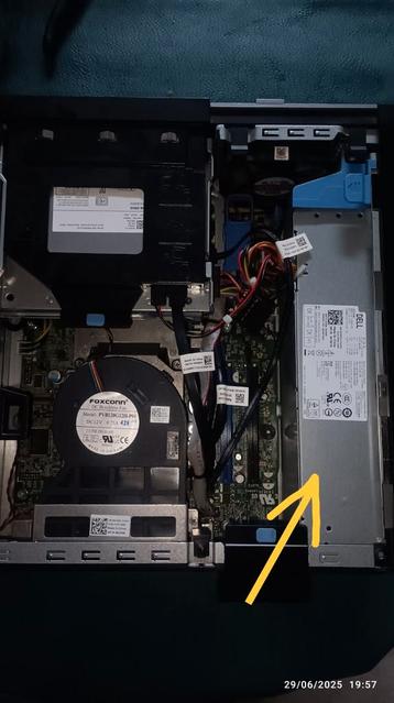 Dell-desktop buiten gebruik  beschikbaar voor biedingen