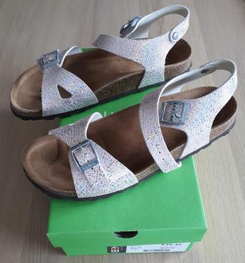 Sandalen Kipling, maat 39, zo goed als nieuw. beschikbaar voor biedingen