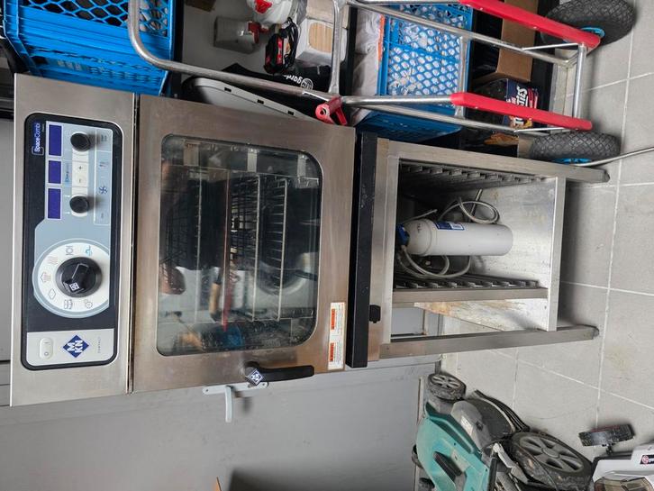 MKN Space Combi Steamer met waterverzachter en  re, Zakelijke goederen, Horeca | Keukenapparatuur, Ophalen