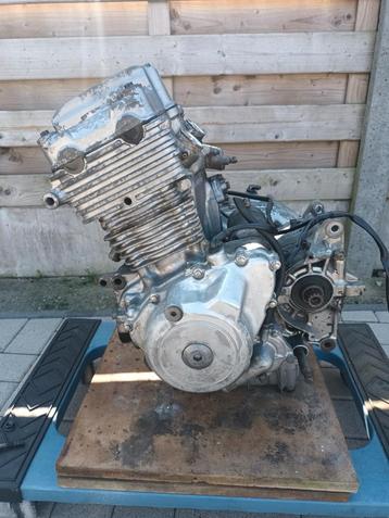 Honda cb 500 pc 26 / pc 32 beschikbaar voor biedingen