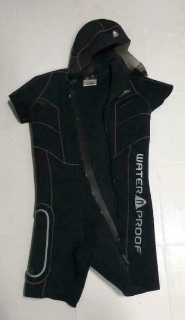Shorty Waterproof Overvest 5mm, man, Watersport en Boten, Duiken, Zo goed als nieuw, Duikpak, Ophalen of Verzenden