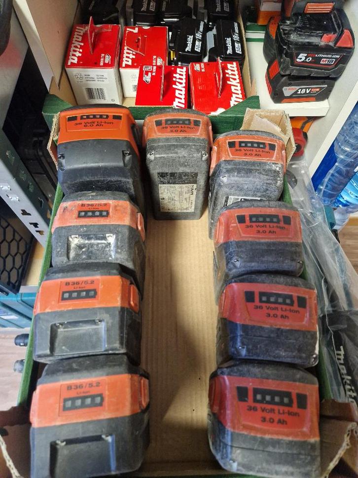 Hilti batterijen 36 Volt + opladers, Doe-het-zelf en Bouw, Gereedschap | Machine-onderdelen en Toebehoren, Zo goed als nieuw, Ophalen of Verzenden