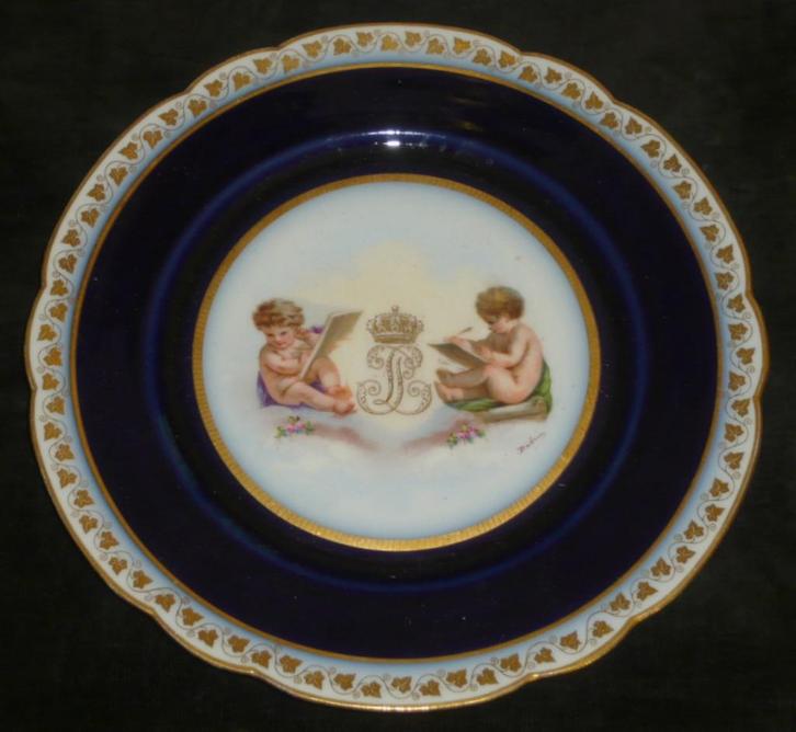 SÈVRES PORSELEIN MONOGRAM LOUIS PHILIPPE DEBRIE 1846, Antiek en Kunst, Antiek | Porselein, Ophalen of Verzenden