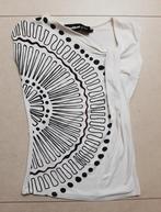 Desigual T-shirt in wit en zwart maat XS, Kleding | Dames, Wit, Ophalen of Verzenden, Korte mouw, Desigual